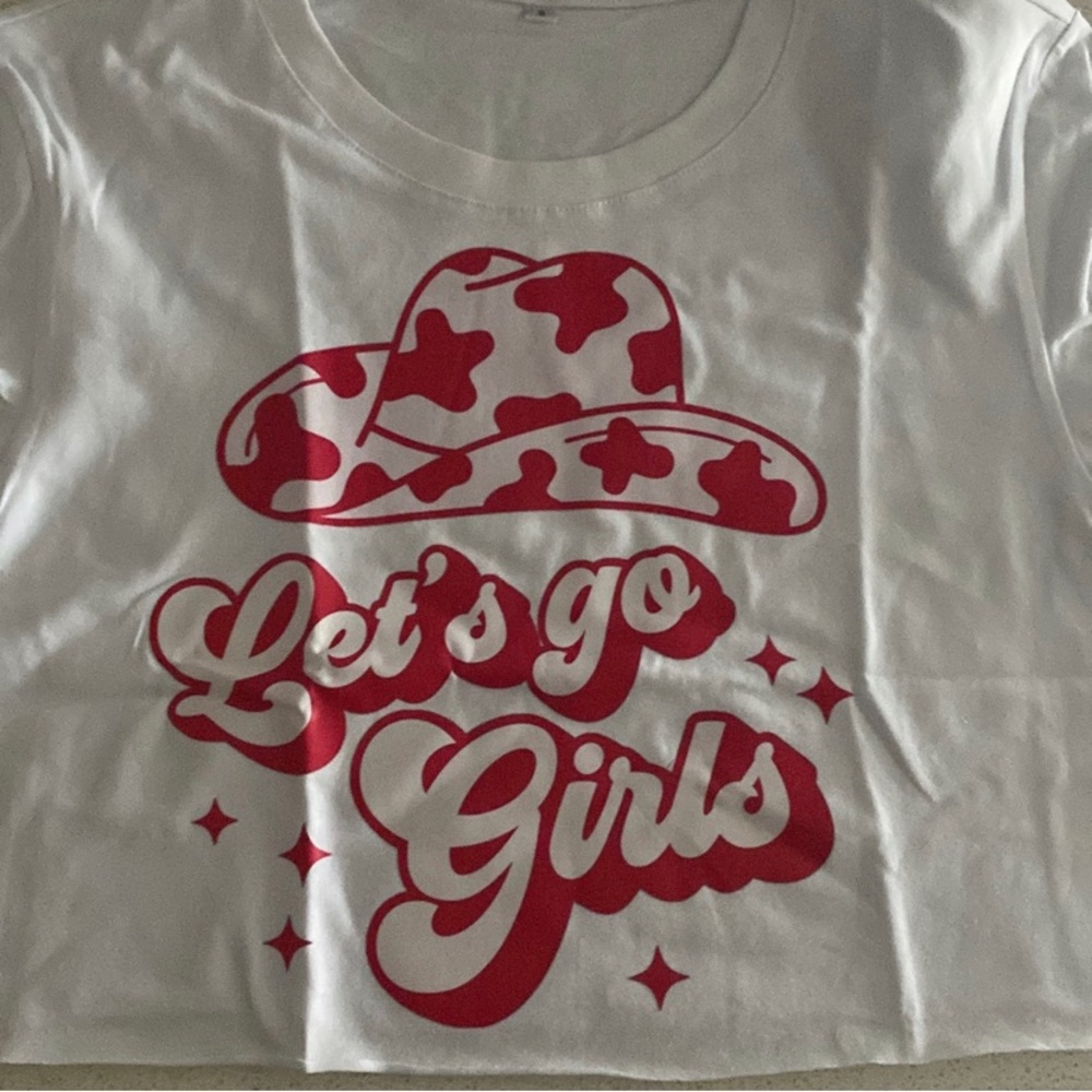 Let’s go girls crop